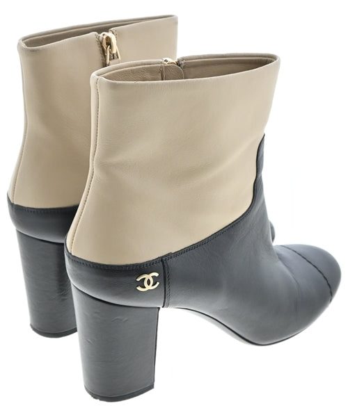 CHANEL 靴子