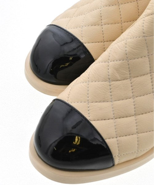 CHANEL 靴子