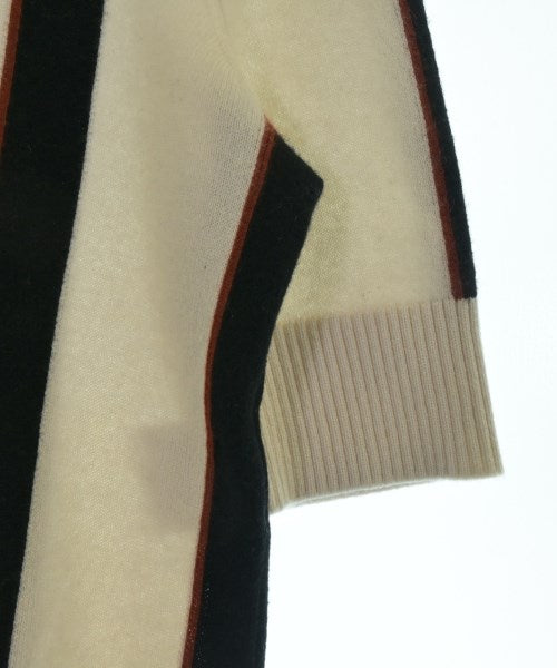 CHANEL 毛衣