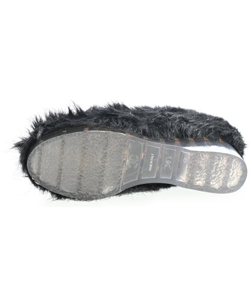 CHANEL 靴子