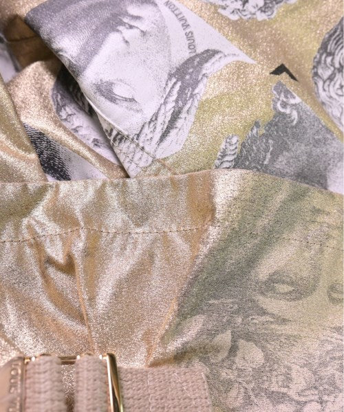 LOUIS VUITTON 山系外套