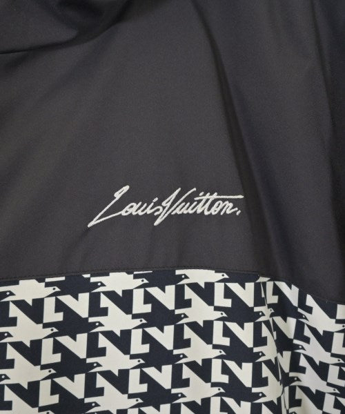 LOUIS VUITTON 山系外套