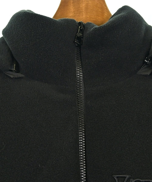 LOUIS VUITTON 羽絨夾克/背心