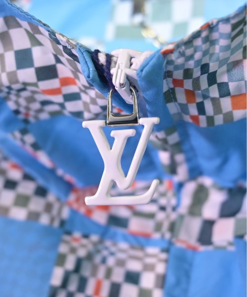 LOUIS VUITTON 山系外套