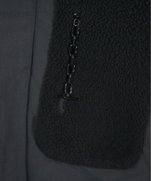 LOUIS VUITTON 羽絨夾克/背心