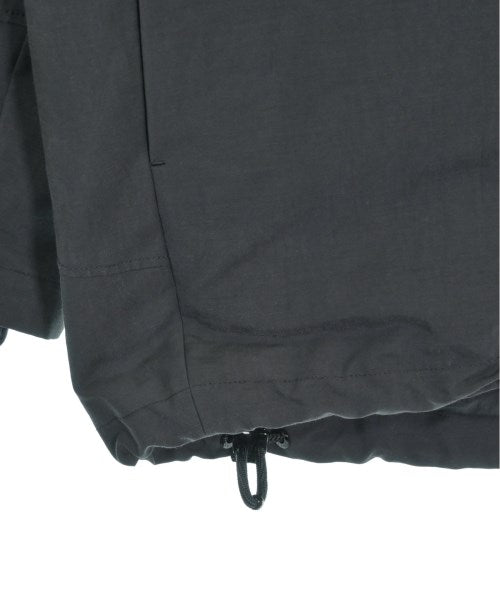 LOUIS VUITTON 羽絨夾克/背心