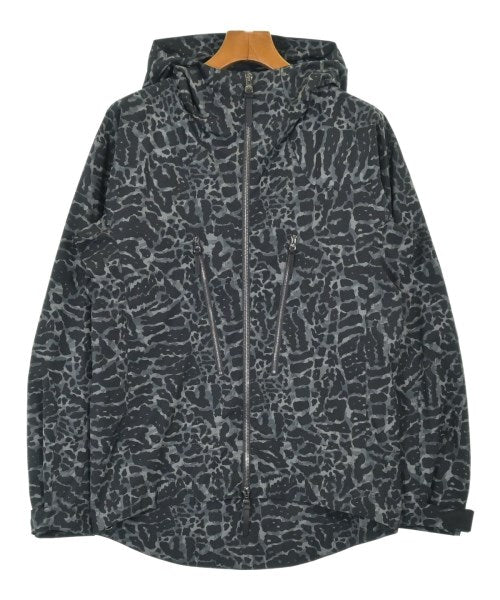 LOUIS VUITTON 山系外套