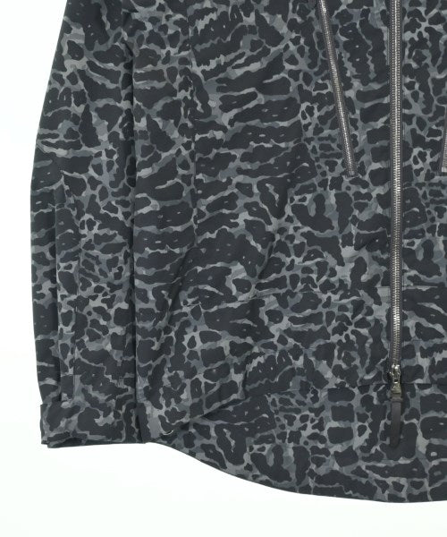 LOUIS VUITTON 山系外套