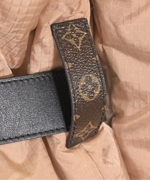 LOUIS VUITTON 羽絨大衣