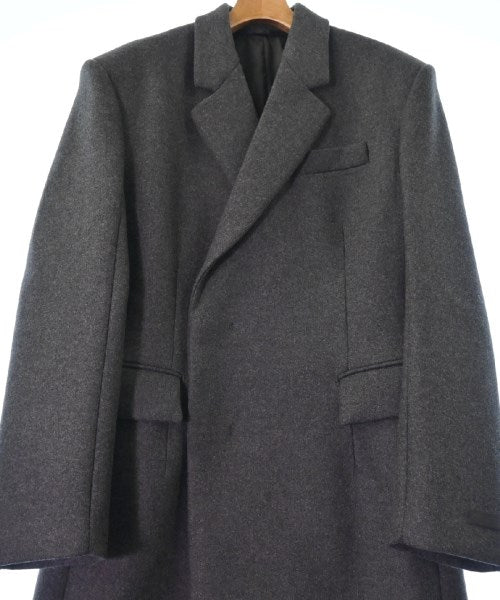 PRADA チェスターケープ