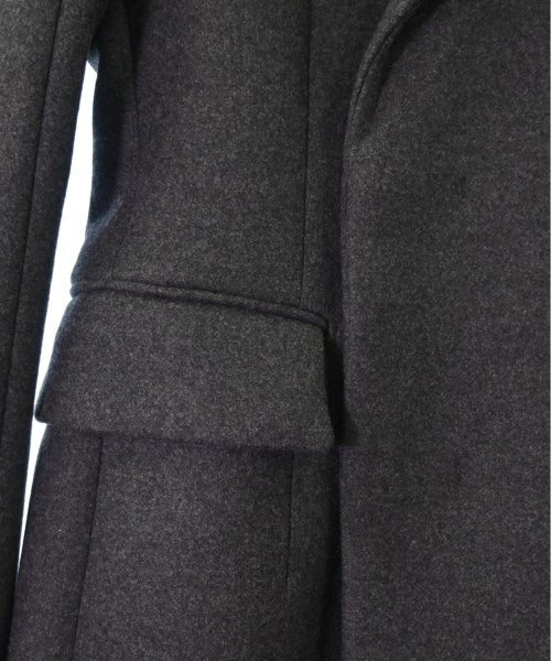 PRADA チェスターケープ