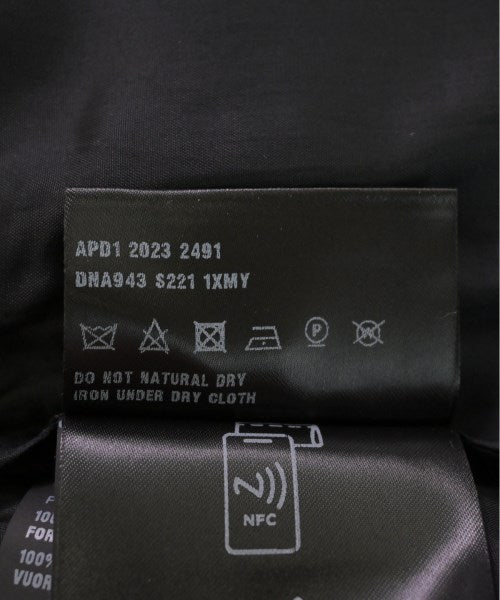 PRADA 膝上裙