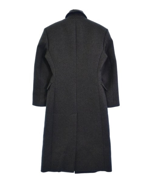 PRADA 支撐領外套