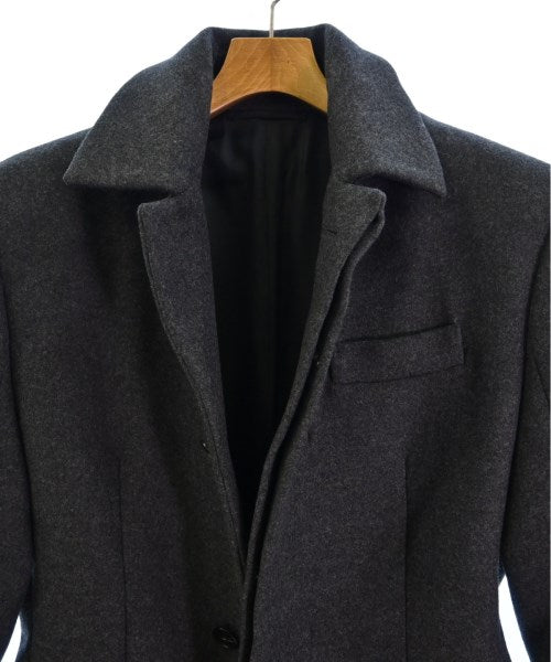 PRADA 支撐領外套