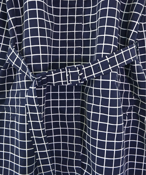 PRADA 支撐領外套