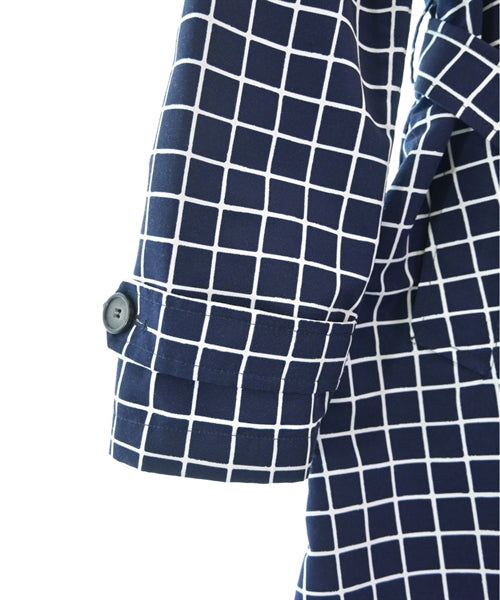 PRADA 支撐領外套