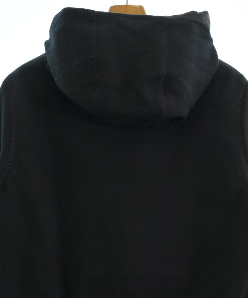 PRADA 羽絨夾克/背心