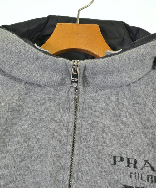 PRADA 羽絨夾克/背心