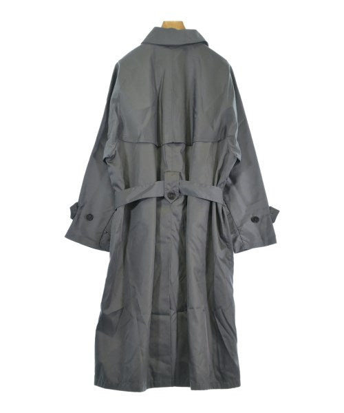 PRADA 支撐領外套