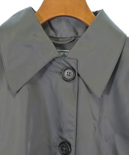 PRADA 支撐領外套