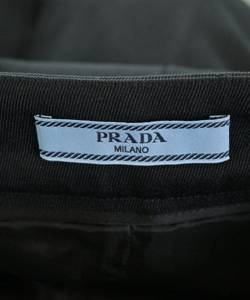 PRADA 膝上裙