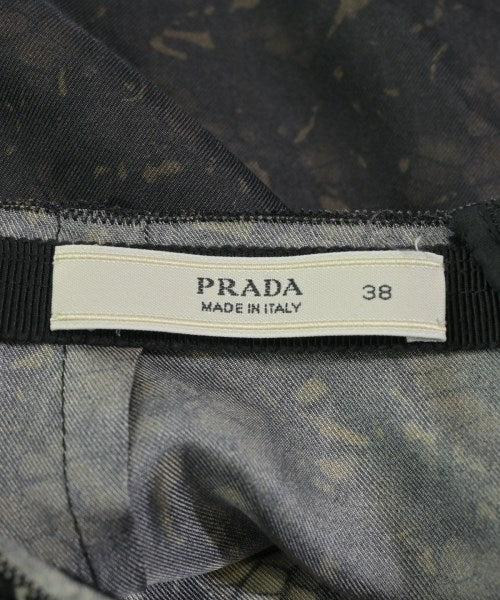 PRADA 膝上裙