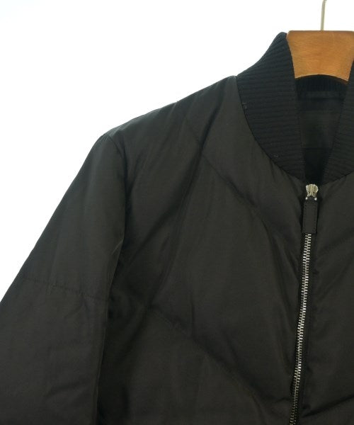 PRADA 羽絨夾克/背心