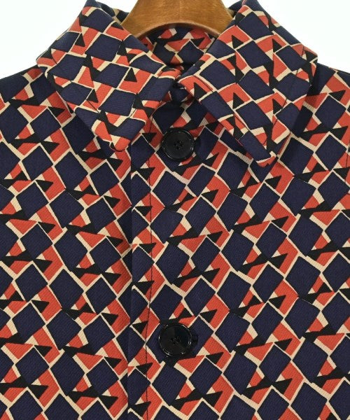 PRADA 支撐領外套