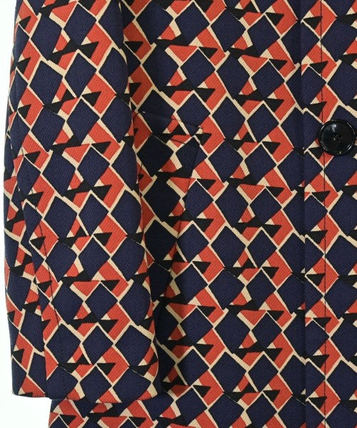 PRADA 支撐領外套