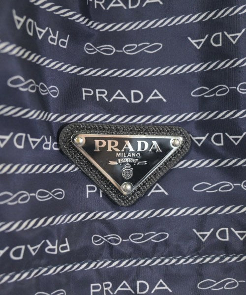 PRADA 短