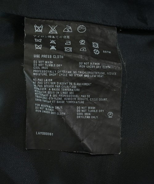 PRADA 膝上裙