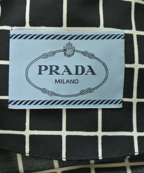 PRADA 支撐領外套