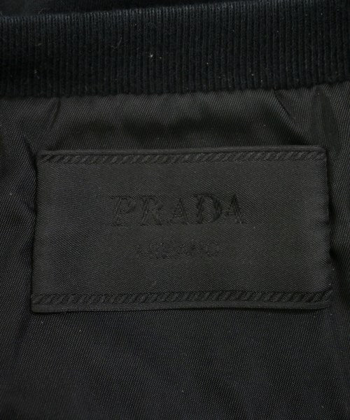 PRADA T恤/上衣