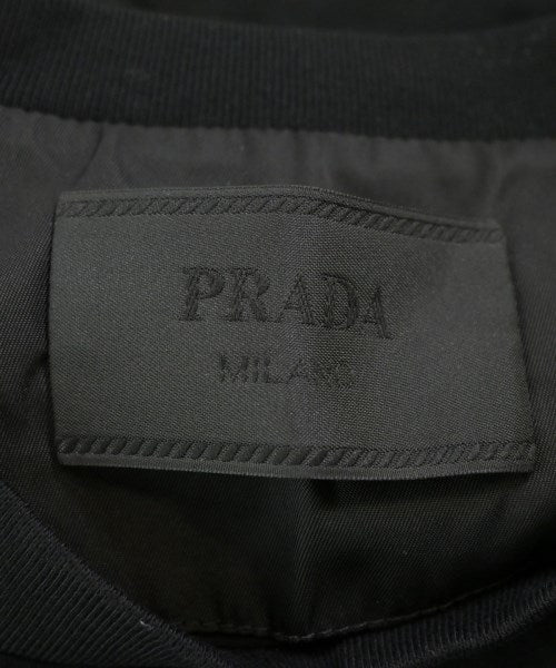 PRADA T恤/上衣