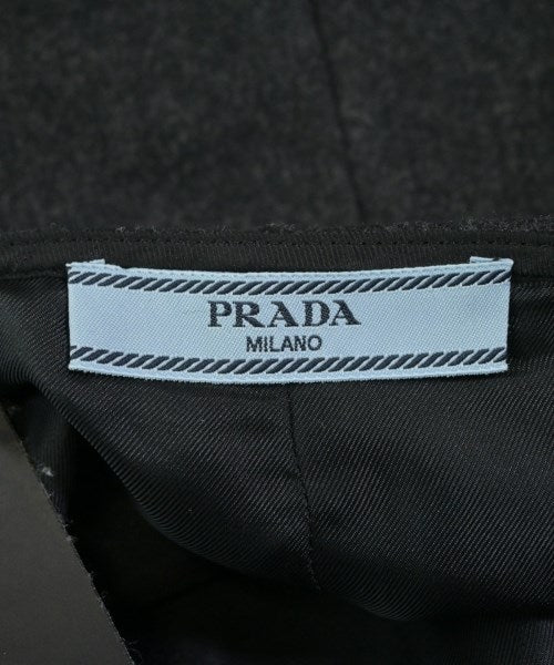 PRADA 膝上裙
