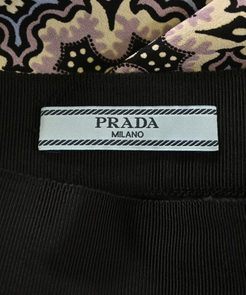 PRADA 膝上裙
