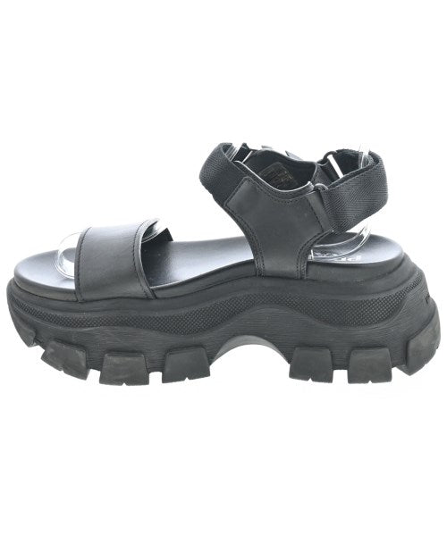 PRADA 涼鞋