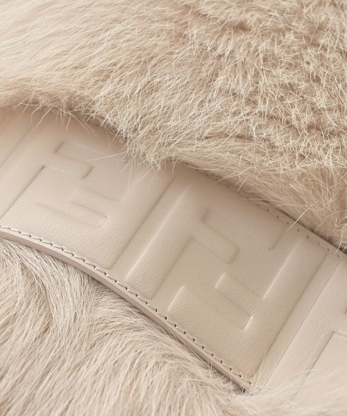 FENDI 冬季圍巾