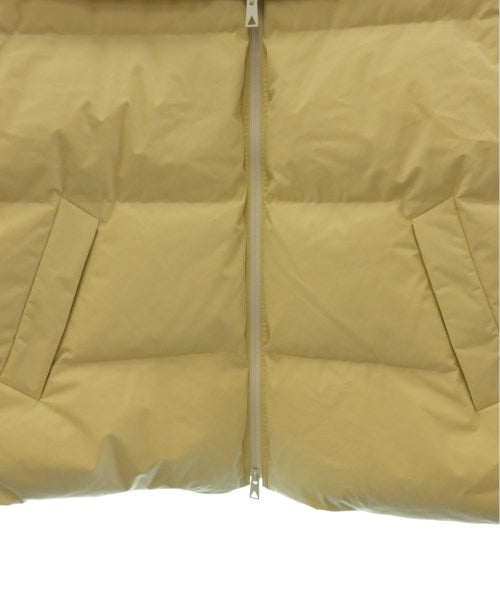 BOTTEGA VENETA 羽絨夾克/背心