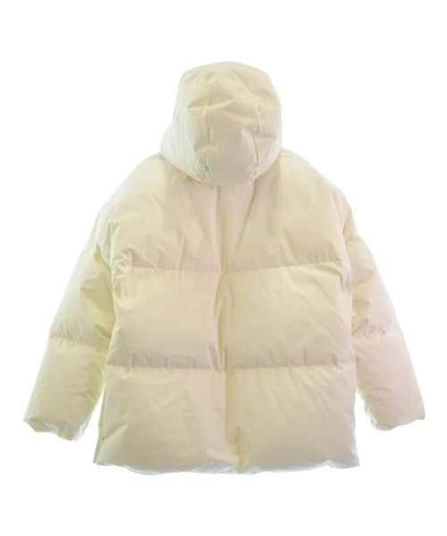 BOTTEGA VENETA 羽絨夾克/背心