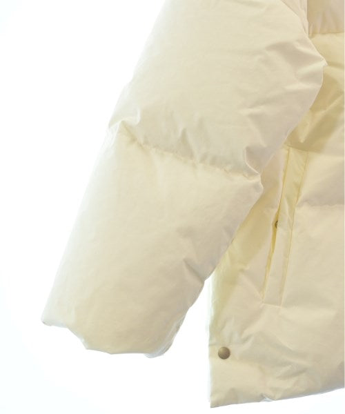 BOTTEGA VENETA 羽絨夾克/背心