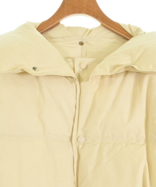 BOTTEGA VENETA 羽絨夾克/背心