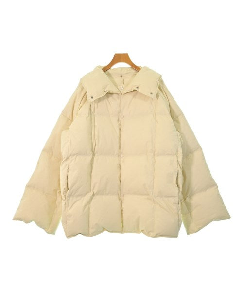 BOTTEGA VENETA 羽絨夾克/背心