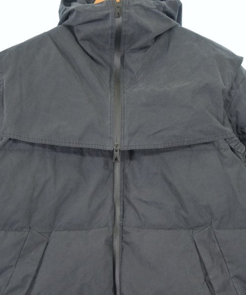 BOTTEGA VENETA 羽絨夾克/背心