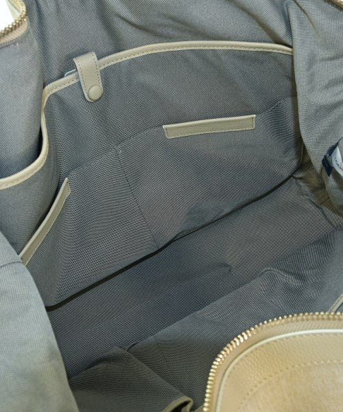 COLE HAAN 肩背包