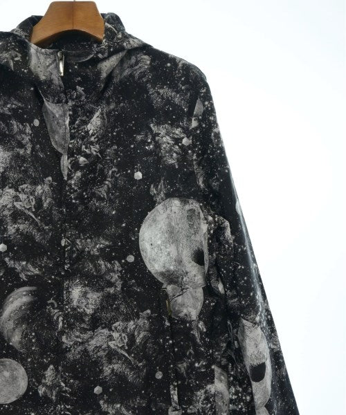 EMPORIO ARMANI 山系外套