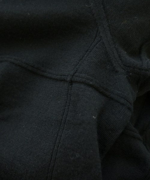 EMPORIO ARMANI 毛衣