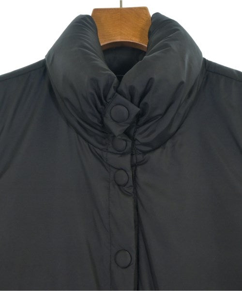 EMPORIO ARMANI 羽絨大衣