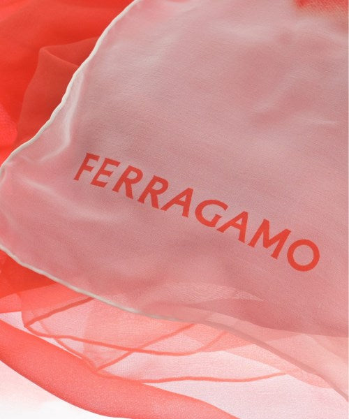 Salvatore Ferragamo 披肩
