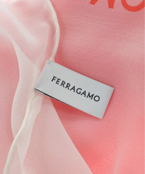 Salvatore Ferragamo 披肩